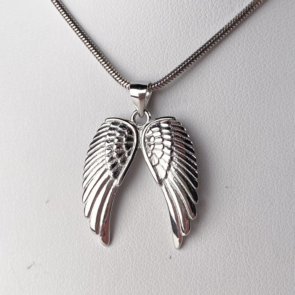 Stříbrný přívěsek andělská křídla